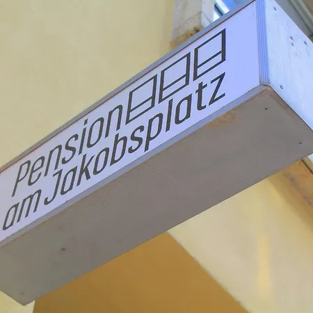 Am Jakobsplatz 3*